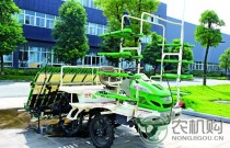 中联重科“谷王”SG80插秧机成为水稻机插新选择